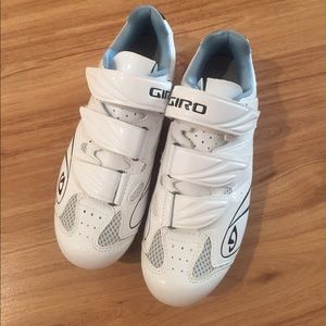 Like new giro cycling soulcycle clipin shoes Sz 7